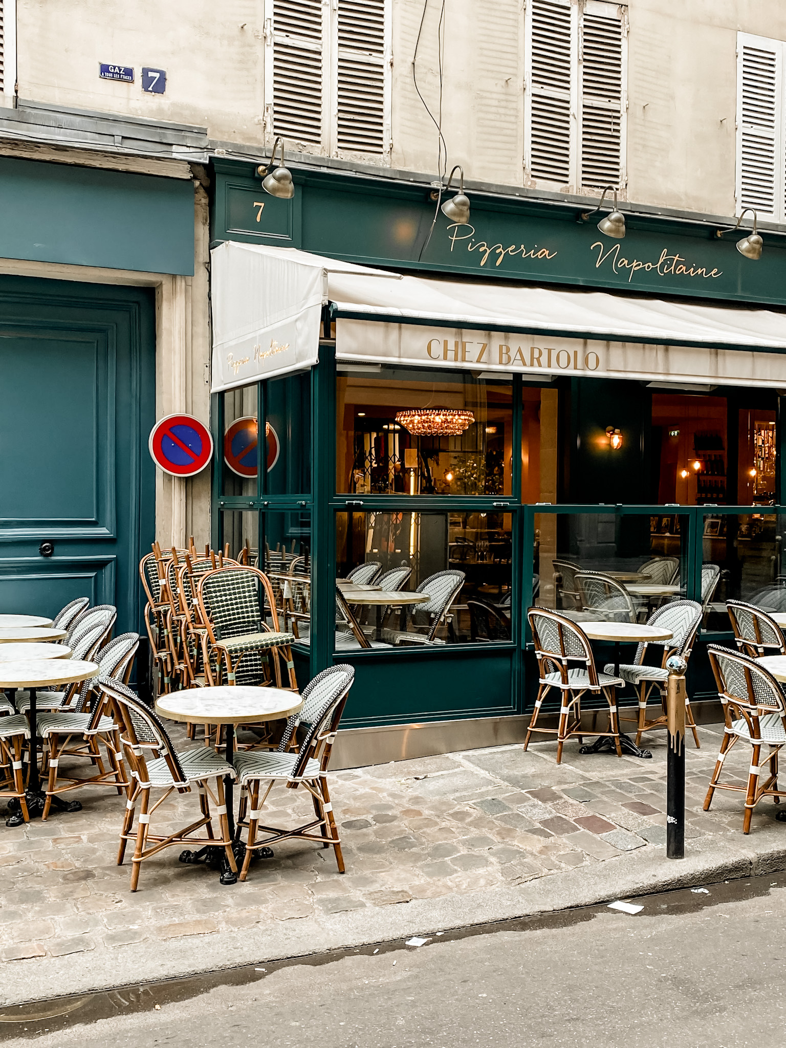 Outdoor tables at Chez Bartolo, a cozy Italian restaurant in Saint-Germain-des-Prés, Paris