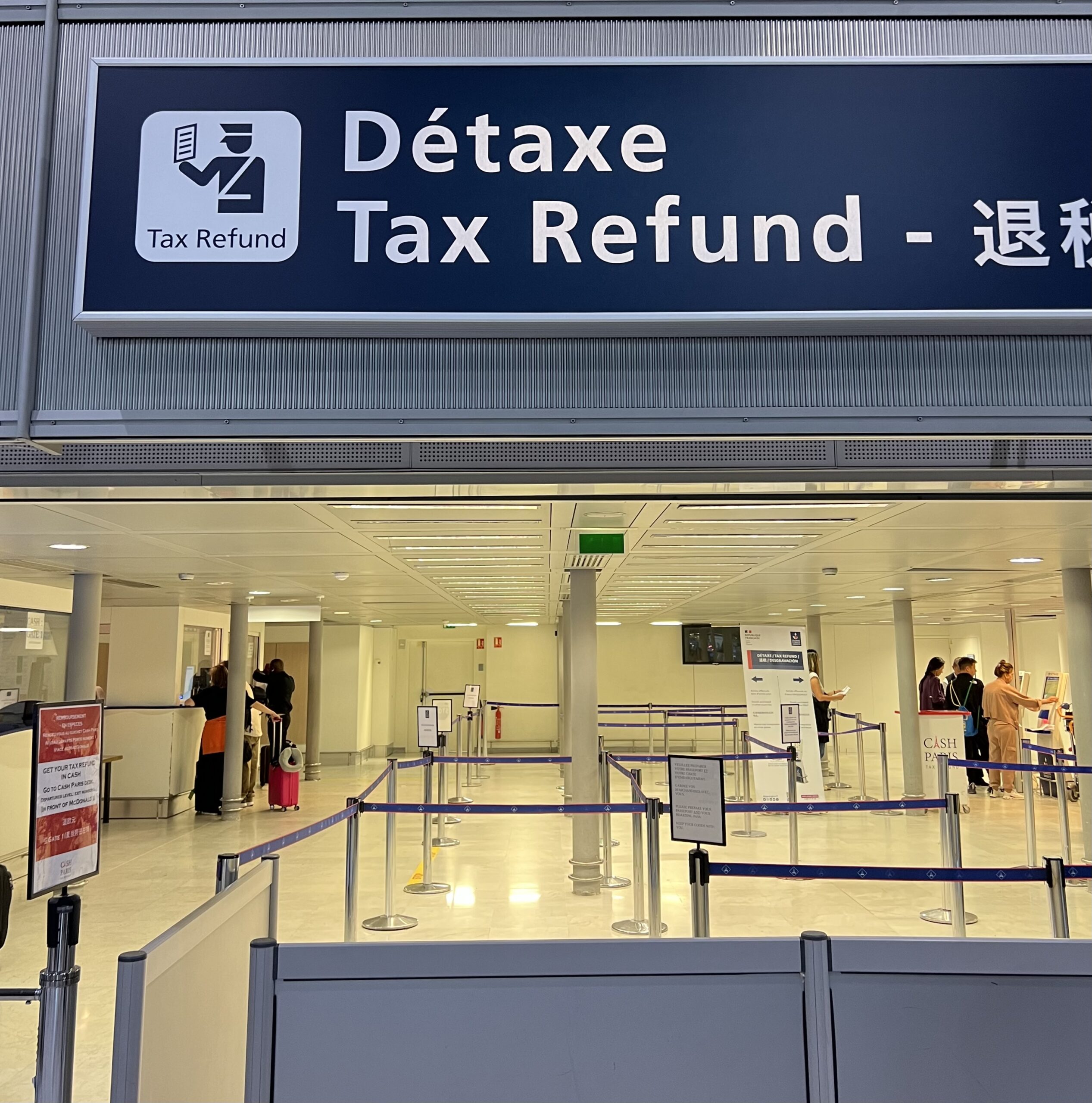 DETAXE tax refund area at Charles de Gaulle Airport Paris