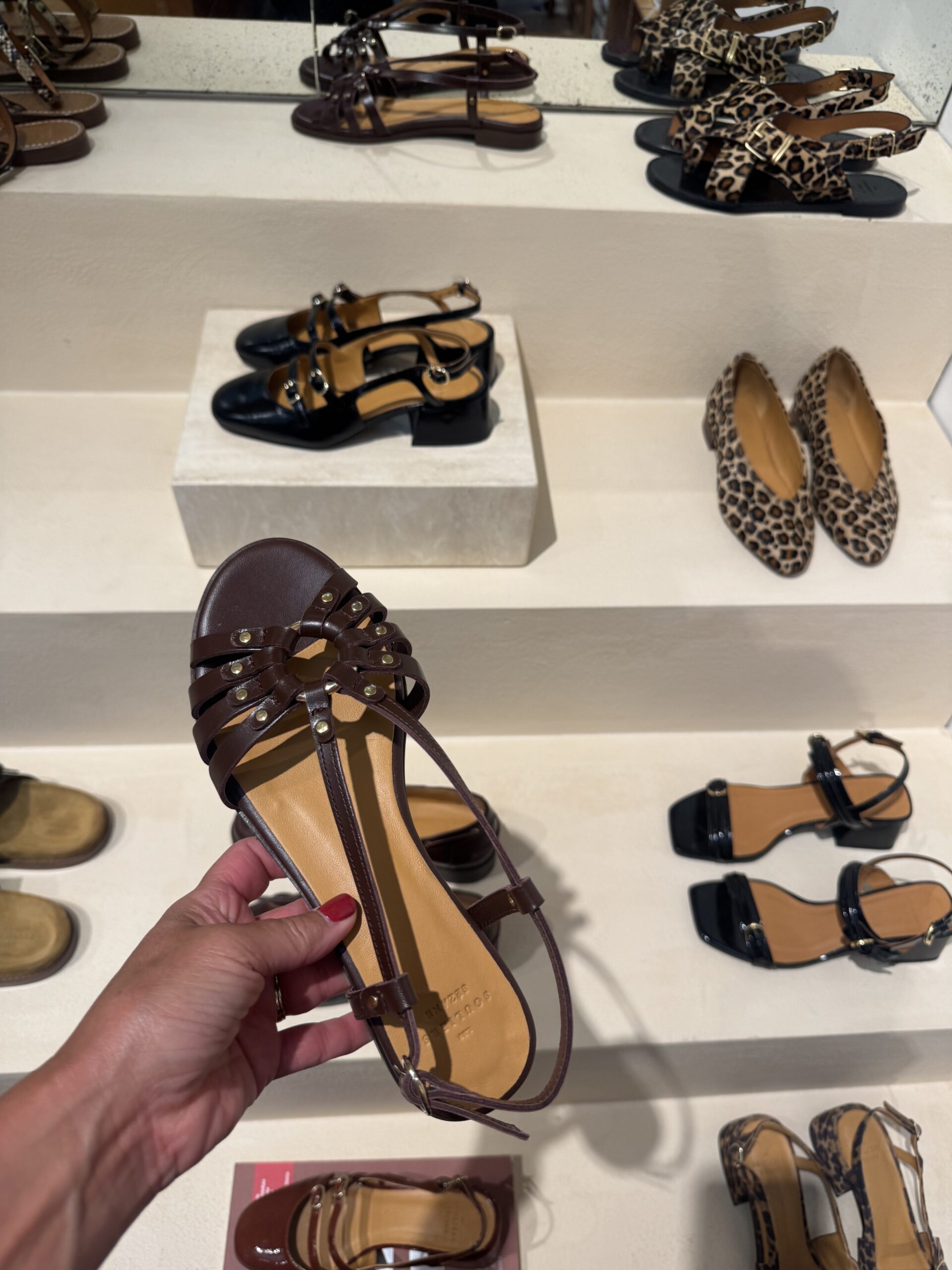 shopping for shoes in Paris eligible for VAT refund.